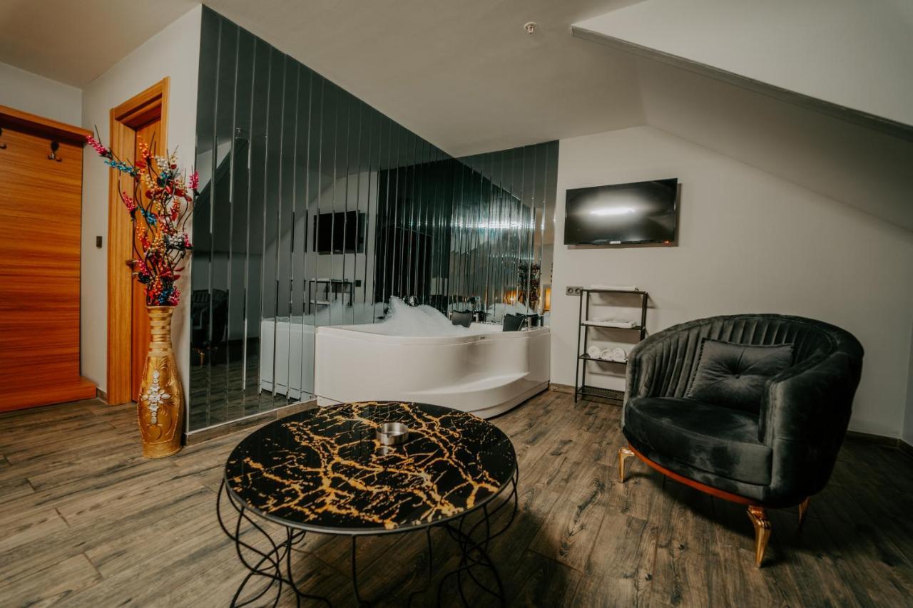 Grand Quars Hotel イスタンブール エクステリア 写真